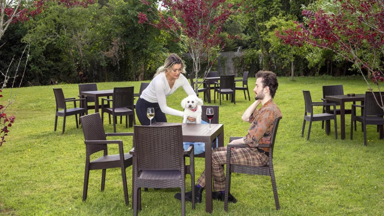 Brook Lodge Boutique Hotel Киларни Екстериор снимка