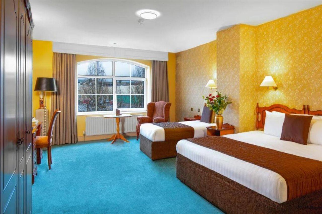 Brook Lodge Boutique Hotel Киларни Екстериор снимка