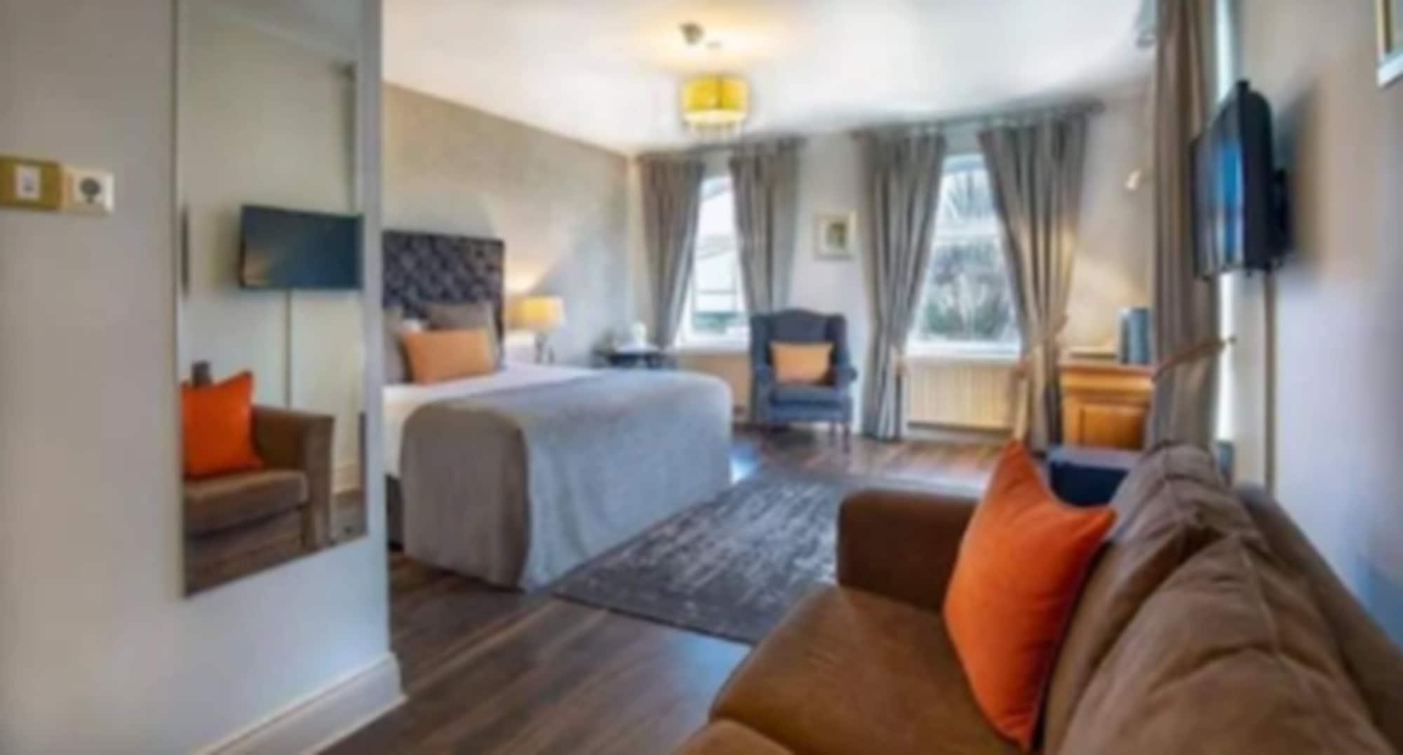 Brook Lodge Boutique Hotel Киларни Екстериор снимка