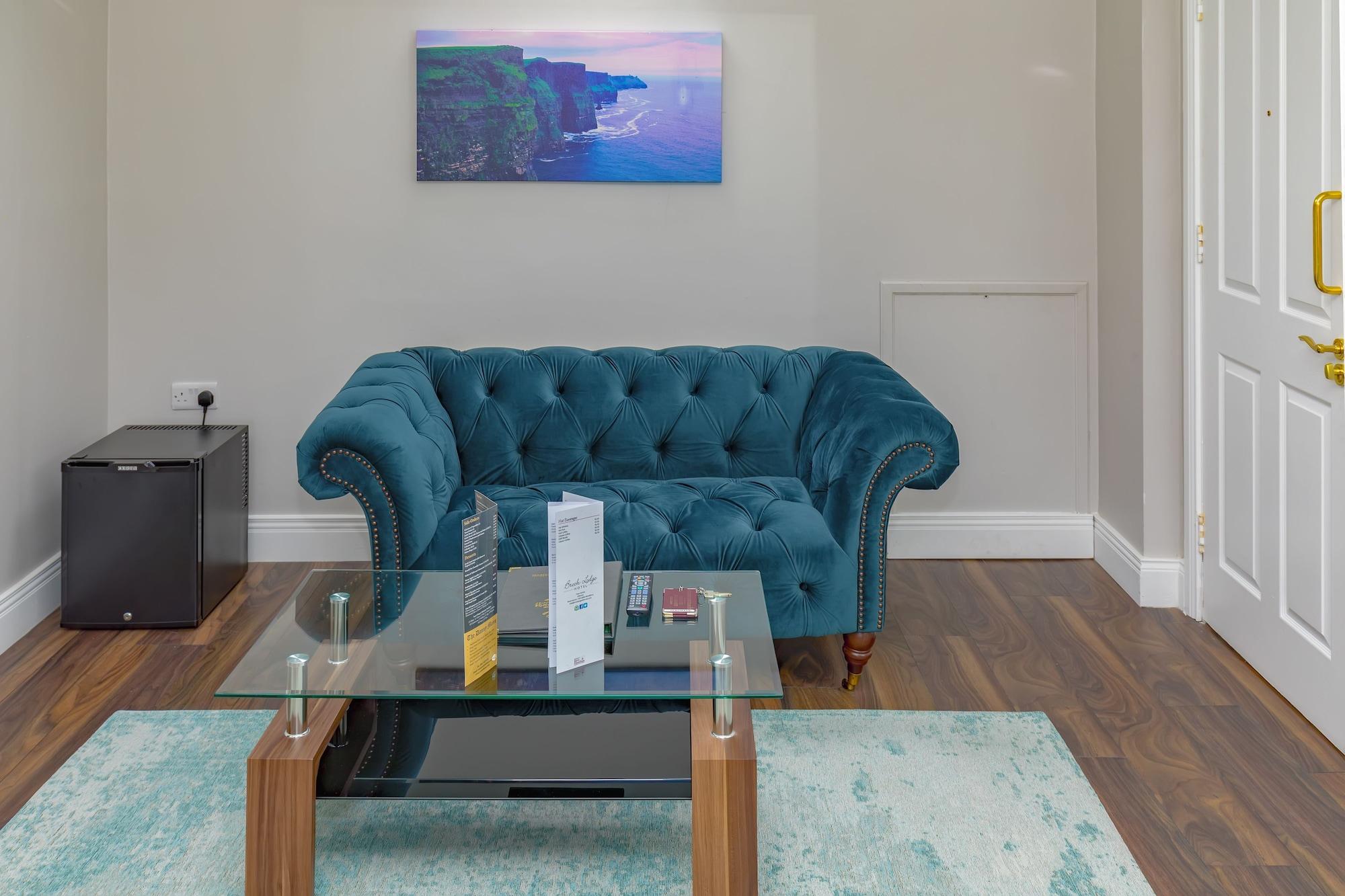 Brook Lodge Boutique Hotel Киларни Екстериор снимка