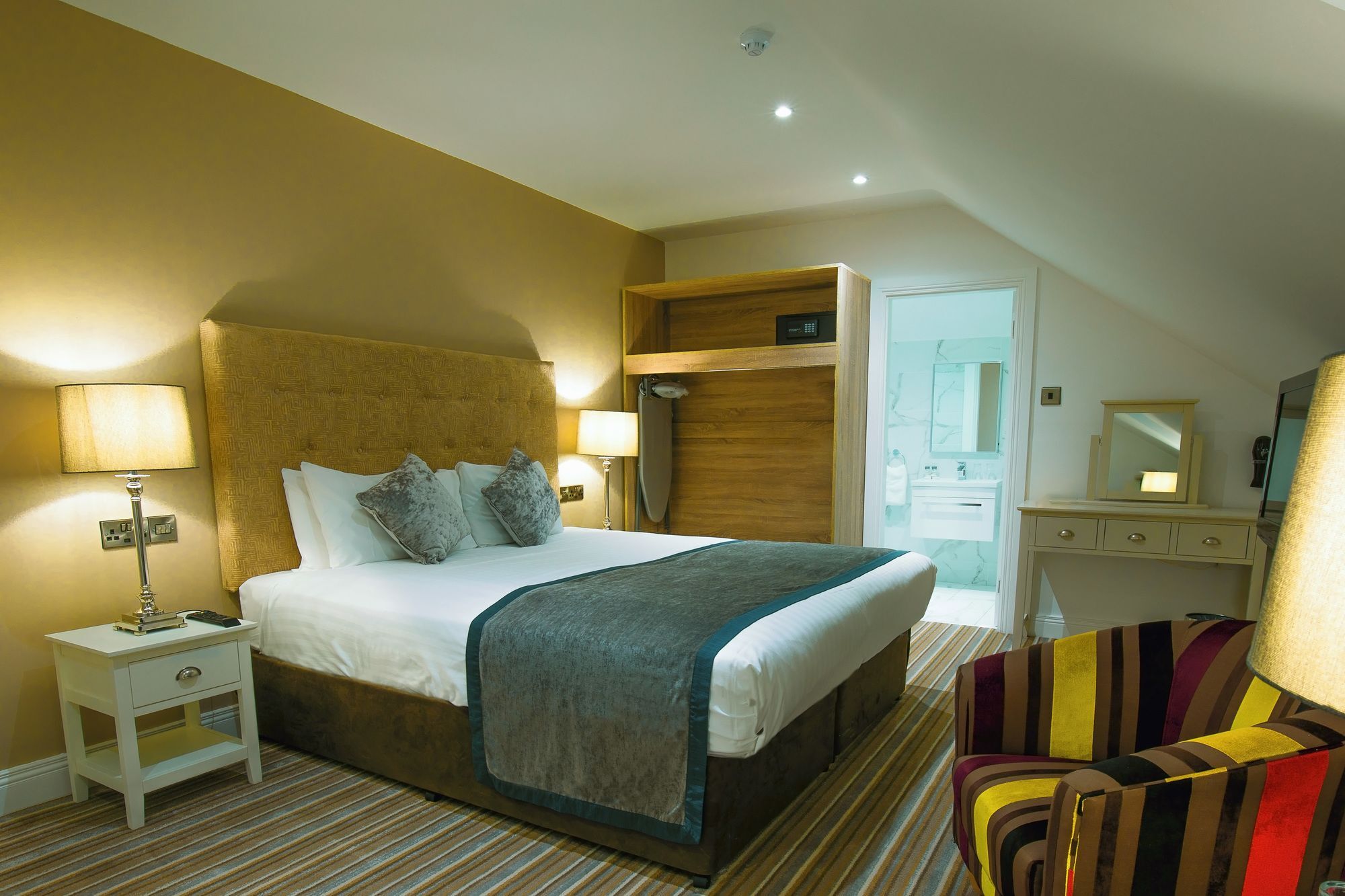 Brook Lodge Boutique Hotel Киларни Екстериор снимка